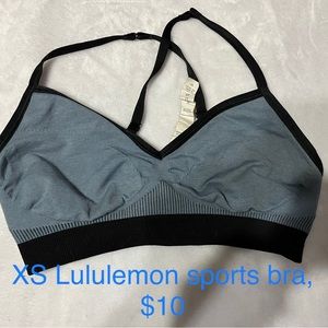 Lululemon XS sports bra